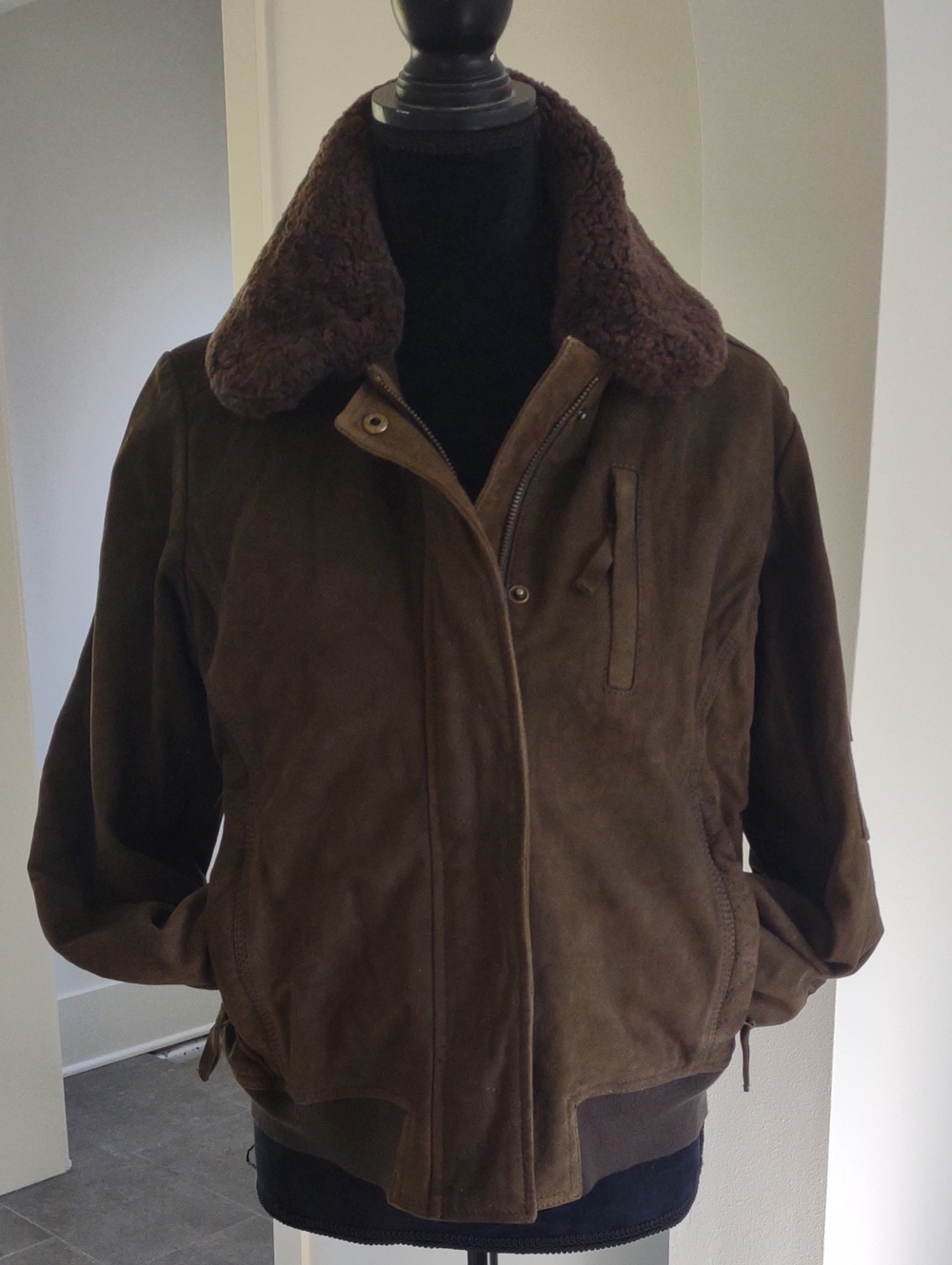 Gorgeous Orvis Soft Suede Aviator Bomber Jacket Removable Shearling Collar